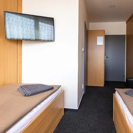 A Zimni Stadion Hotel 2*